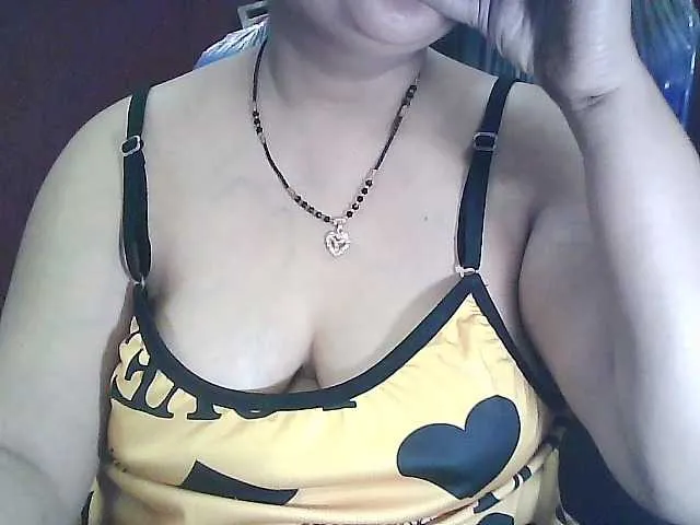 Live sex webcam photo for sexycharu #291057361