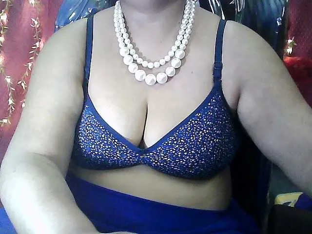 Live sex webcam photo for sexycharu #292496508