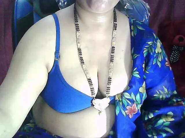 Live sex webcam photo for sexycharu #293832871