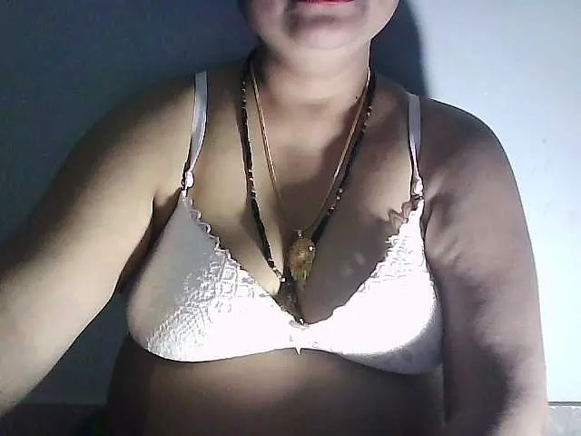 Live sex webcam photo for sexycharu #294082640