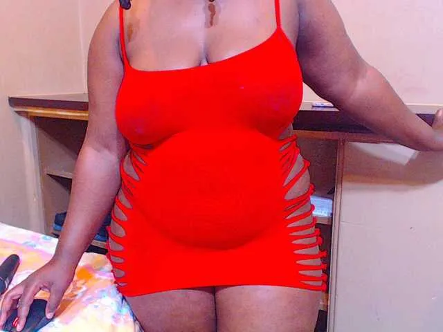 Live sex webcam photo for sexychocolatbox10 #292792045