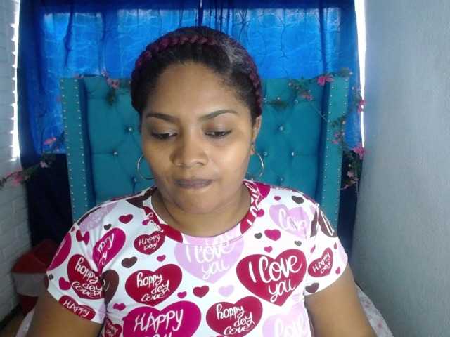 Live sex webcam photo for sexychocolate #274201257