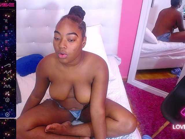 Live sex webcam photo for sexychocolatee #275876409