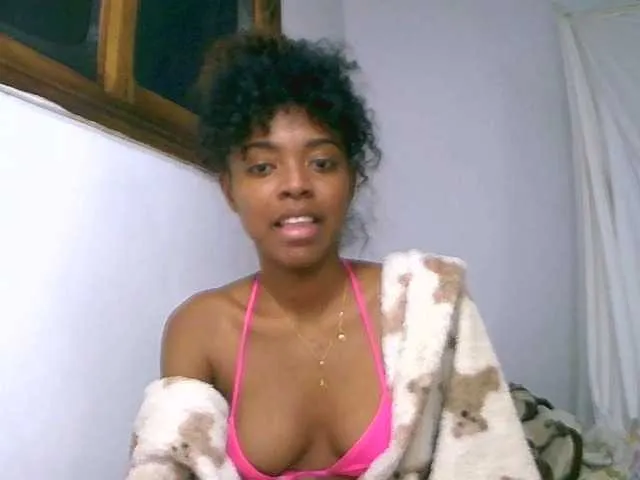 Live sex webcam photo for sexydollsa #291475116