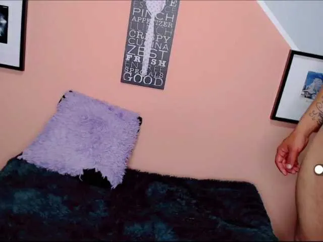 Live sex webcam photo for sexyfuckers-g #272078011