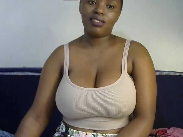 Live sex webcam photo for sexyhazel #291028231