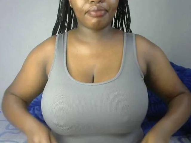 Live sex webcam photo for sexyhazel #293122658
