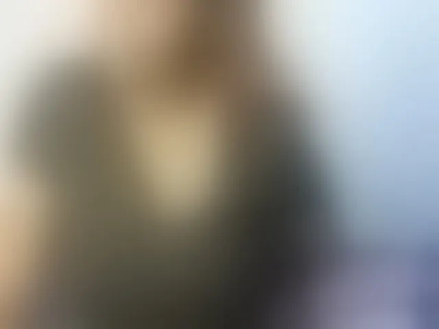 Live sex webcam photo for sexyhazel #293844725