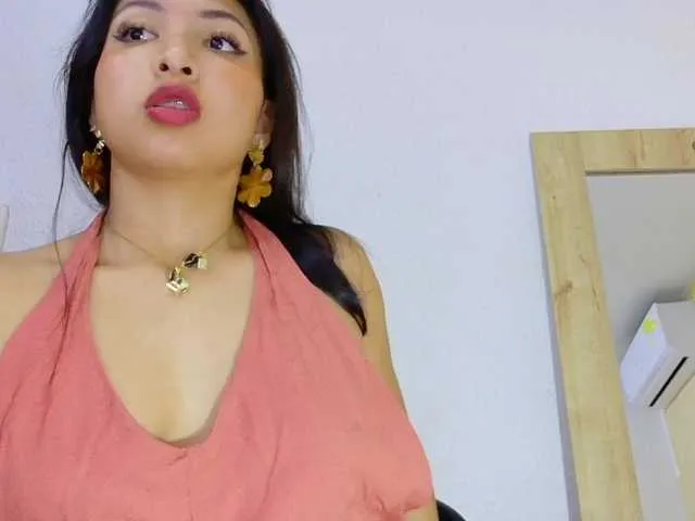 Live sex webcam photo for sexyhellen69 #291095674
