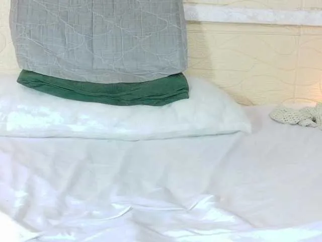 Live sex webcam photo for sexyhellen69 #291251293