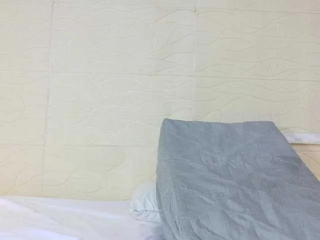 Live sex webcam photo for sexyhellen69 #291369379