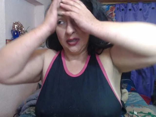 Live sex webcam photo for sexyhotlatine #276421227