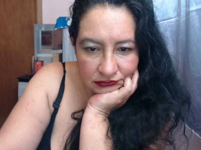 Live sex webcam photo for sexyhotlatine #276594289
