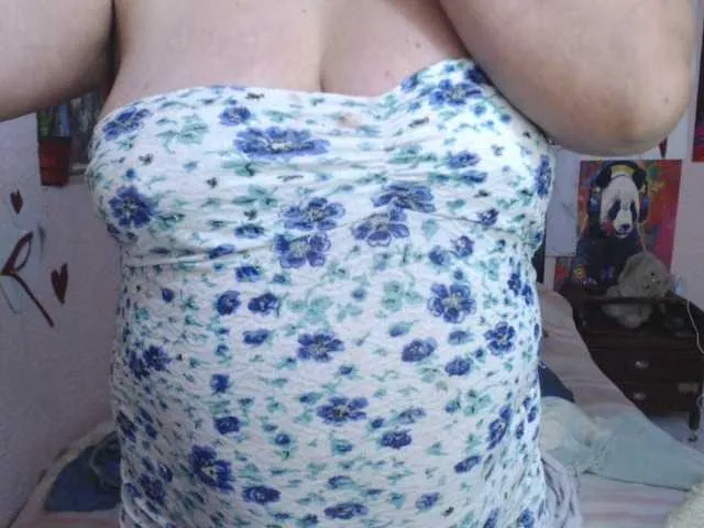 Live sex webcam photo for sexyhotlatine #277491277