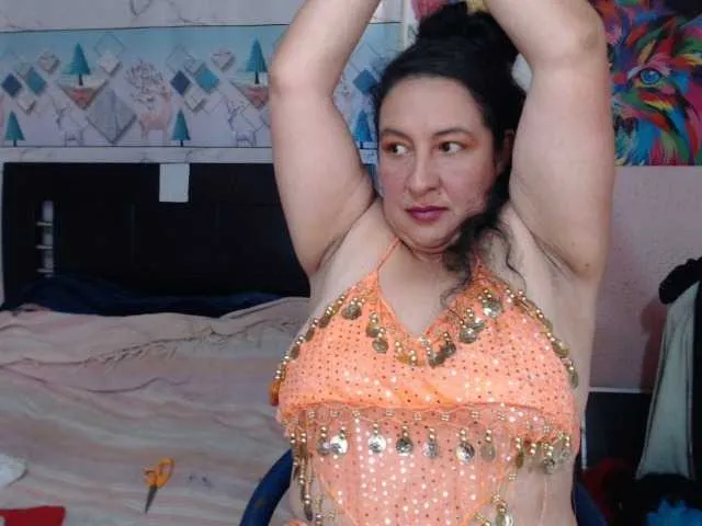 Live sex webcam photo for sexyhotlatine #278215842