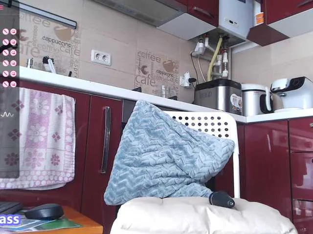 Live sex webcam photo for sexyhottease699 #276087950