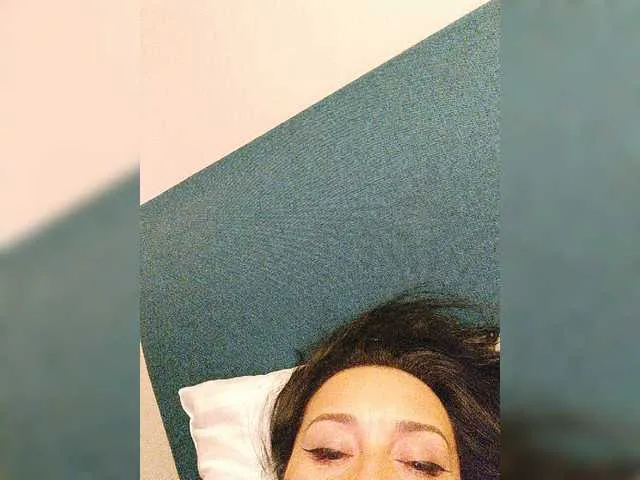 Live sex webcam photo for sexylady4u #276562856