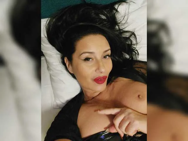 Live sex webcam photo for sexylady4u #276779478