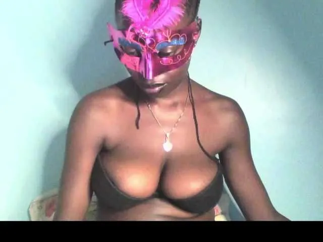 Live sex webcam photo for sexylavine #291859203