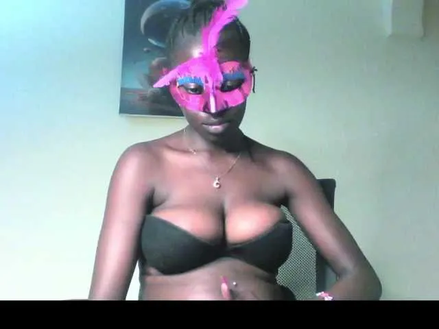 Live sex webcam photo for sexylavine #291889392