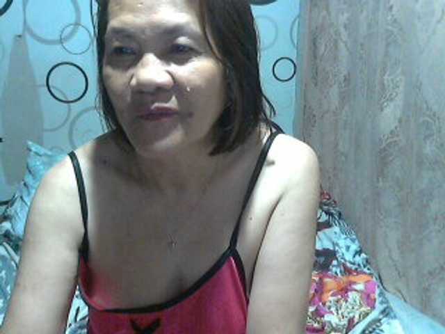 Live sex webcam photo for sexymom29 #276958431