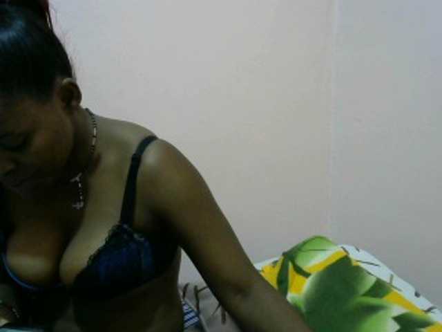 Live sex webcam photo for sexynabb #272020525