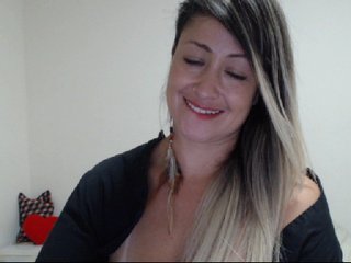 Live sex webcam photo for sexysarah27 #184765282