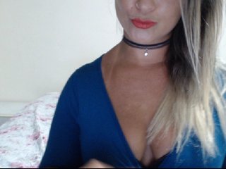 Live sex webcam photo for sexysarah27 #207099751