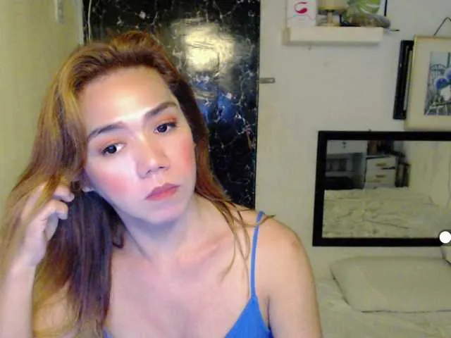 Live sex webcam photo for sexywildjenny #273904777