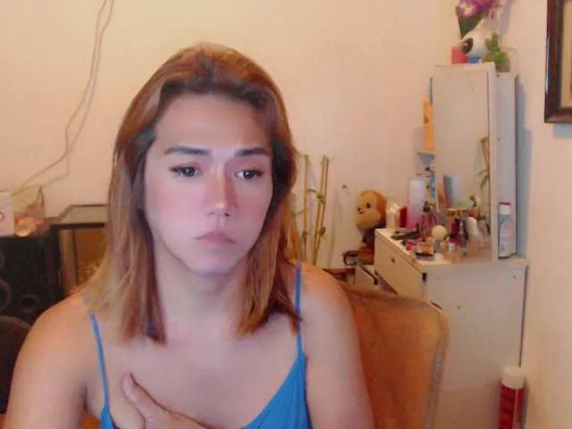 Live sex webcam photo for sexywildjenny #274345145