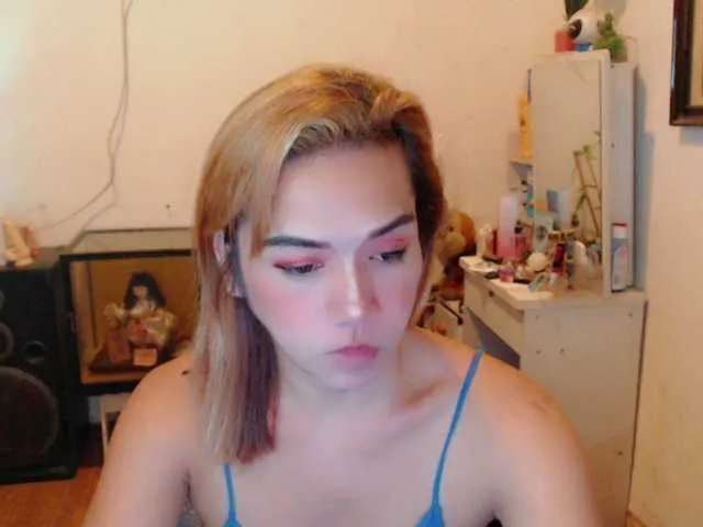 Live sex webcam photo for sexywildjenny #274389850