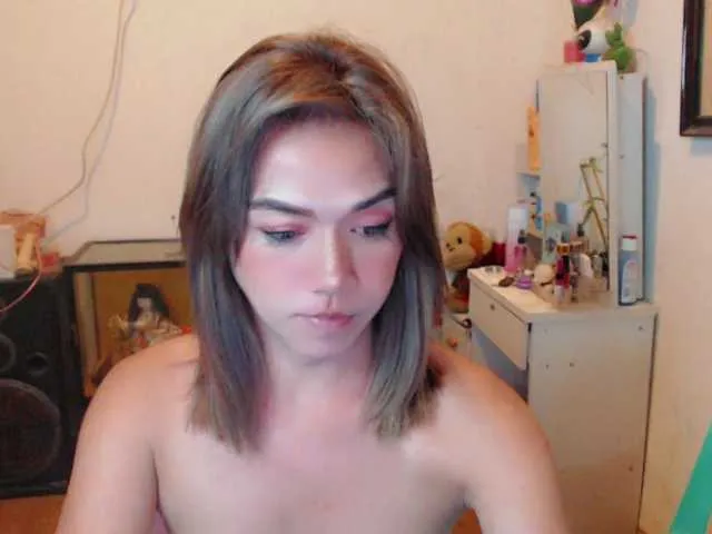 Live sex webcam photo for sexywildjenny #274442196