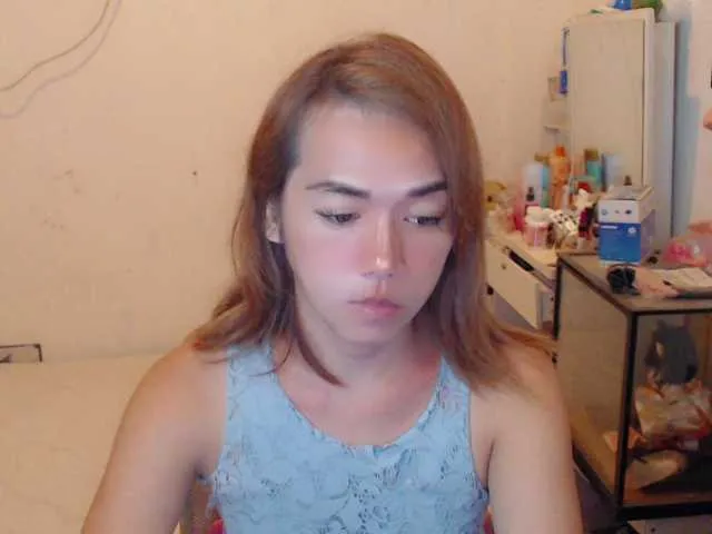 Live sex webcam photo for sexywildjenny #274936948