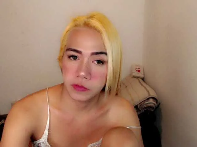 Live sex webcam photo for sexywildjenny #276081802