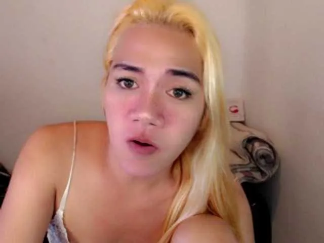 Live sex webcam photo for sexywildjenny #276110872