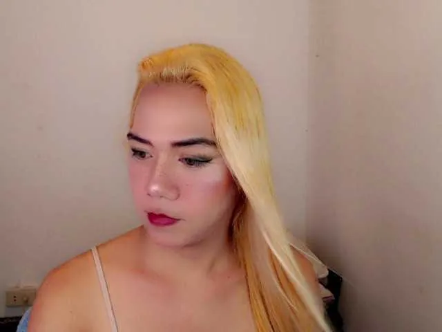 Live sex webcam photo for sexywildjenny #276134435