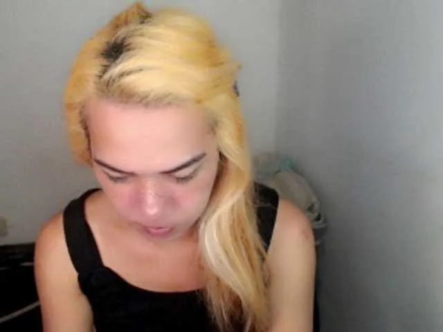 Live sex webcam photo for sexywildjenny #276259511