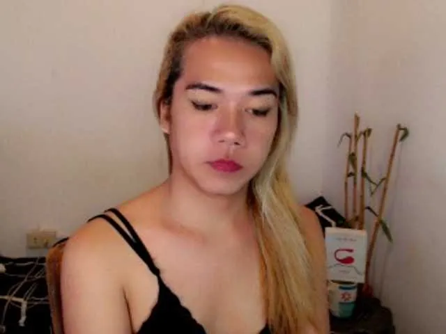 Live sex webcam photo for sexywildjenny #276485779
