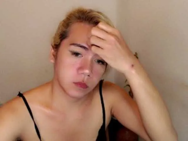 Live sex webcam photo for sexywildjenny #276581007