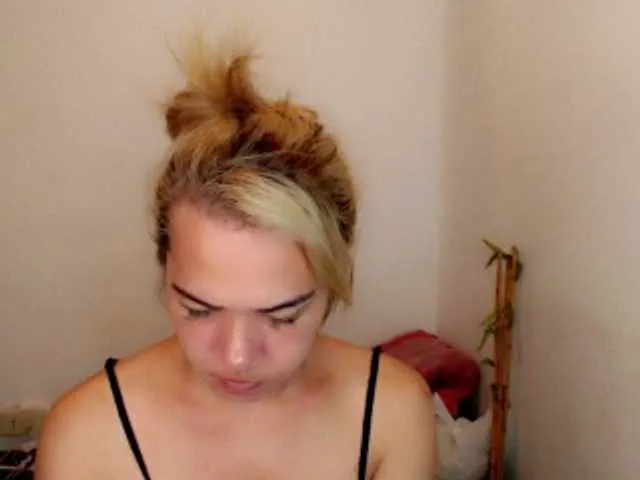 Live sex webcam photo for sexywildjenny #276586280