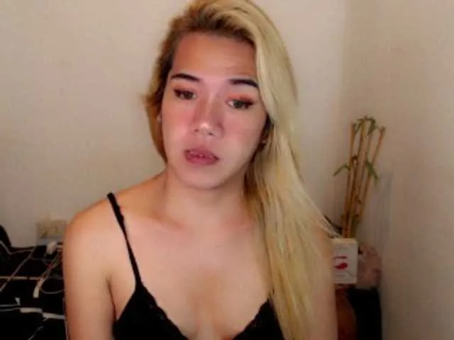 Live sex webcam photo for sexywildjenny #276636446