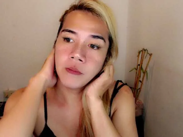 Live sex webcam photo for sexywildjenny #276642710