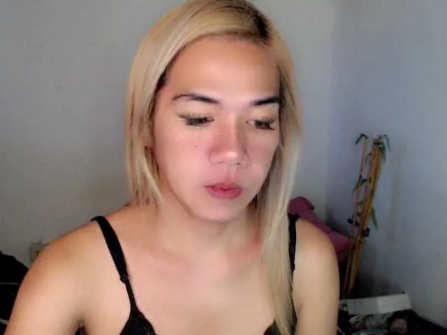 Live sex webcam photo for sexywildjenny #277314672