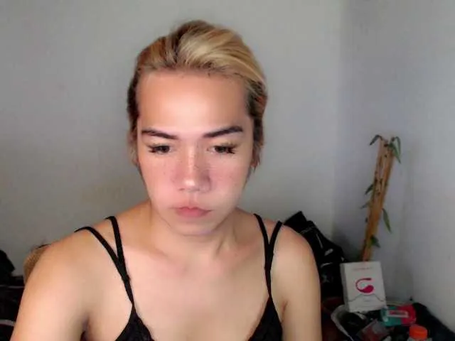 Live sex webcam photo for sexywildjenny #277331415
