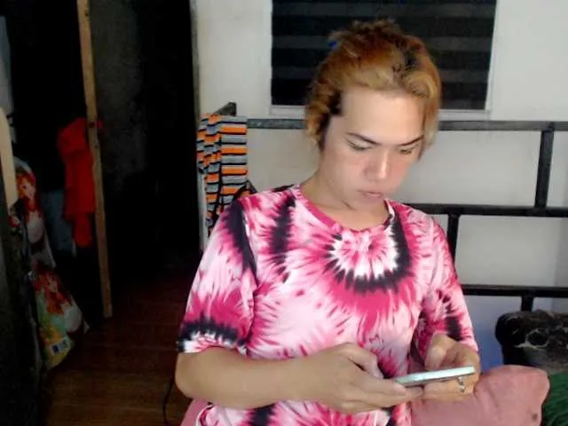 Live sex webcam photo for sexywildjenny #290541541