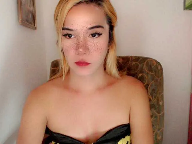 Live sex webcam photo for sexywildjenny #291301367
