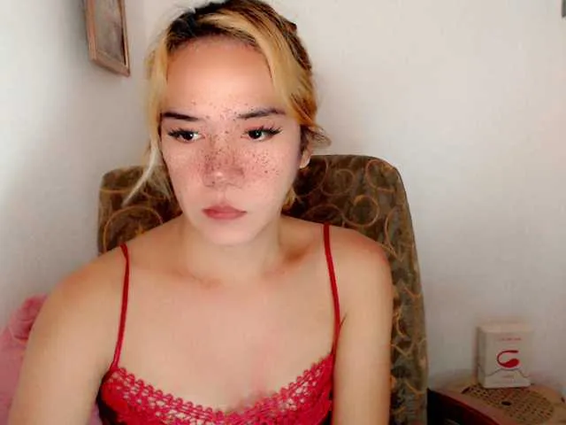Live sex webcam photo for sexywildjenny #291340185