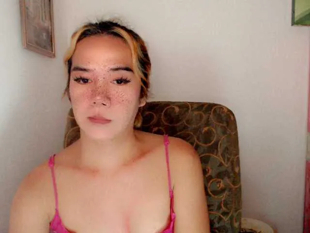Live sex webcam photo for sexywildjenny #291349620