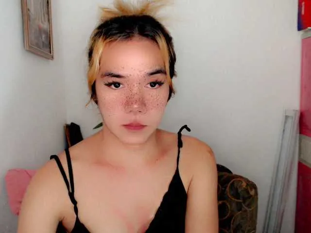 Live sex webcam photo for sexywildjenny #291605338
