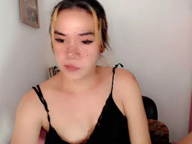Live sex webcam photo for sexywildjenny #291760572